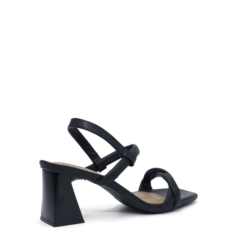 228471-106negro_3.jpg