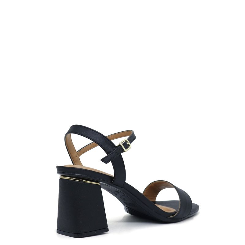 236451-100negro_3.jpg