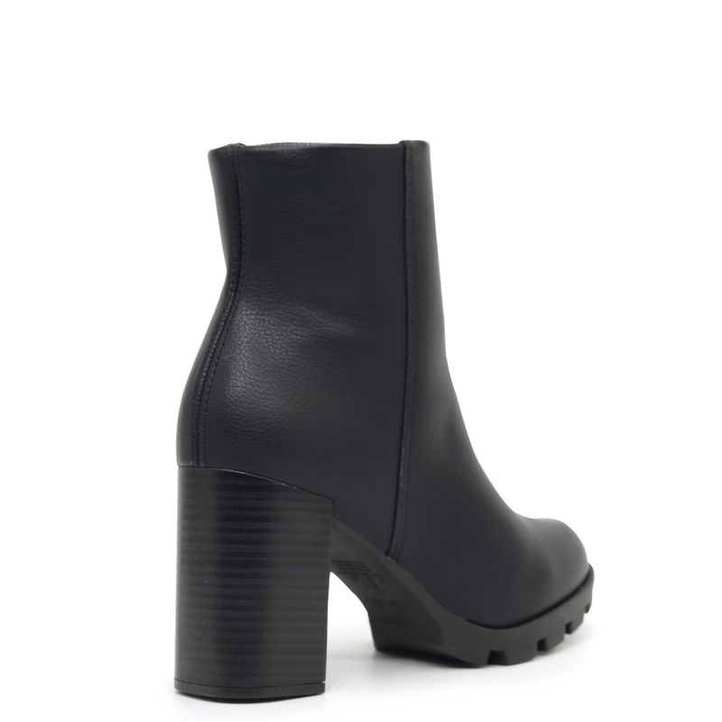239074-100negro_3.jpg