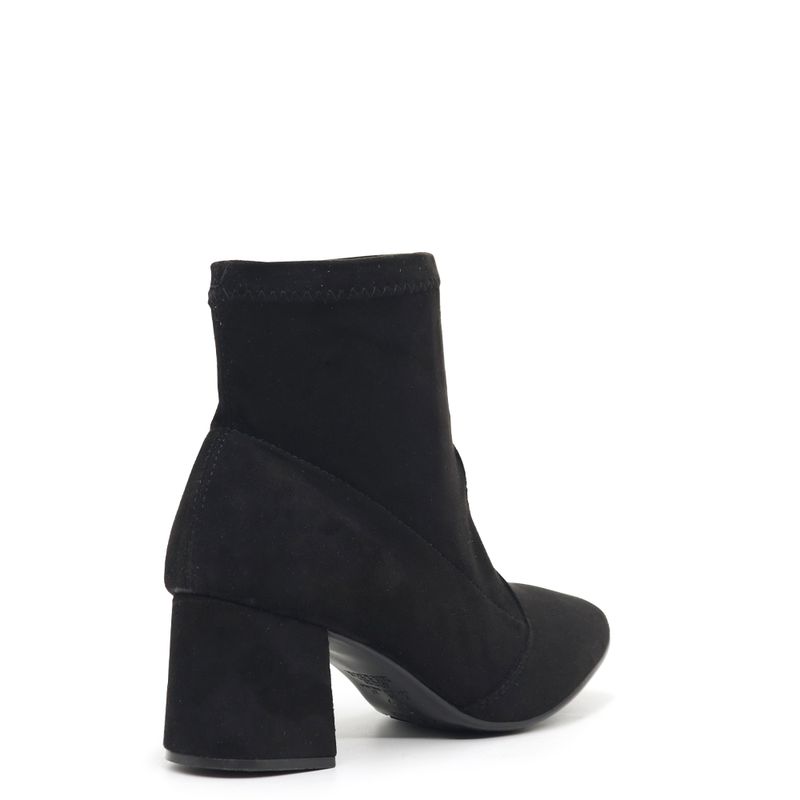 239076-100negro_3.jpg