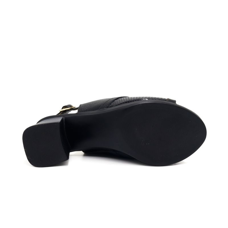 KA23-0706NEGRO_4.jpg
