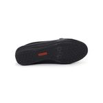 Mocasin-CASUAL-de-CUERO-PARISS-KN24I2-03-Negro