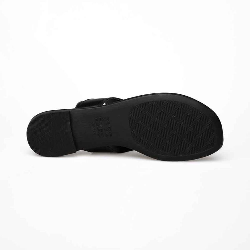 Y7981.0008-PRETO_4-min
