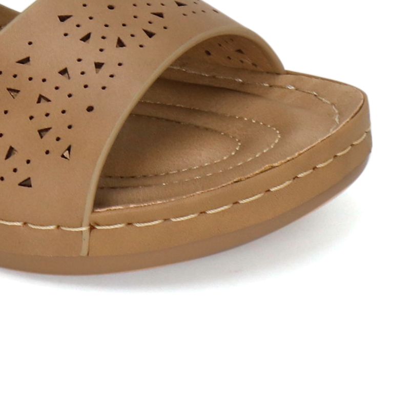 W-52136-CAMEL_15